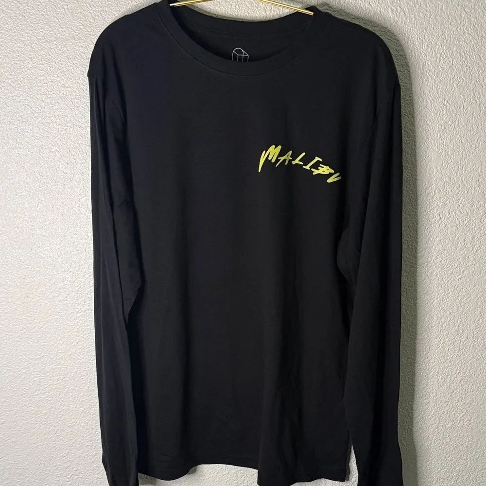NWT- Original Use-Malibu Surf- Black and Yellow Long Sleeve Tee- Medium